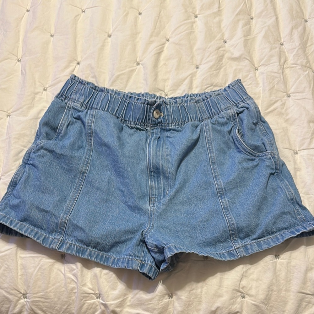Madewell paper bag pull on denim shorts